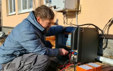 Как создать независимую систему питания: выбираем накопитель для инвертора
